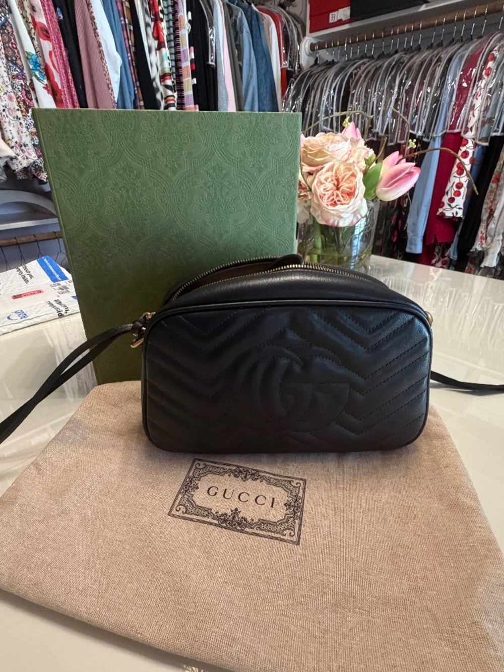 Gucci GG Marmont Matelassé Leather Small Shoulder / Camera Bag Black - Picture 2 of 8